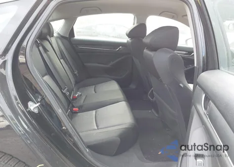 2021 Honda Accord Lx z USA, uszkodzony, nr VIN 1HGCV1F17MA033292